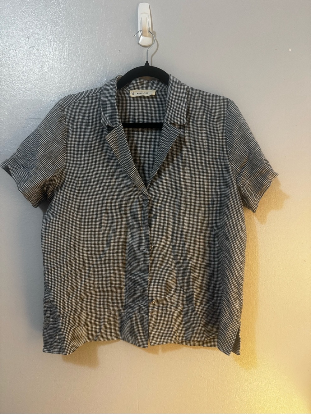 Everlane Black and White gingham Short-Sleeve Button Shirt - 100% linen
